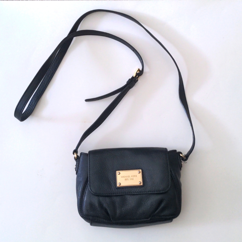 Michael Kors Black Leather Crossbody Purse